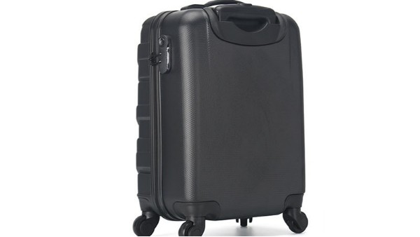 旅行必备行李箱选用什么材料好？